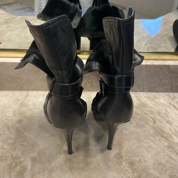 BLACK LEATHER FUR BOOTS! Multi Functional! Leather Fur options! Size:6.5 - Picture 12 of 16